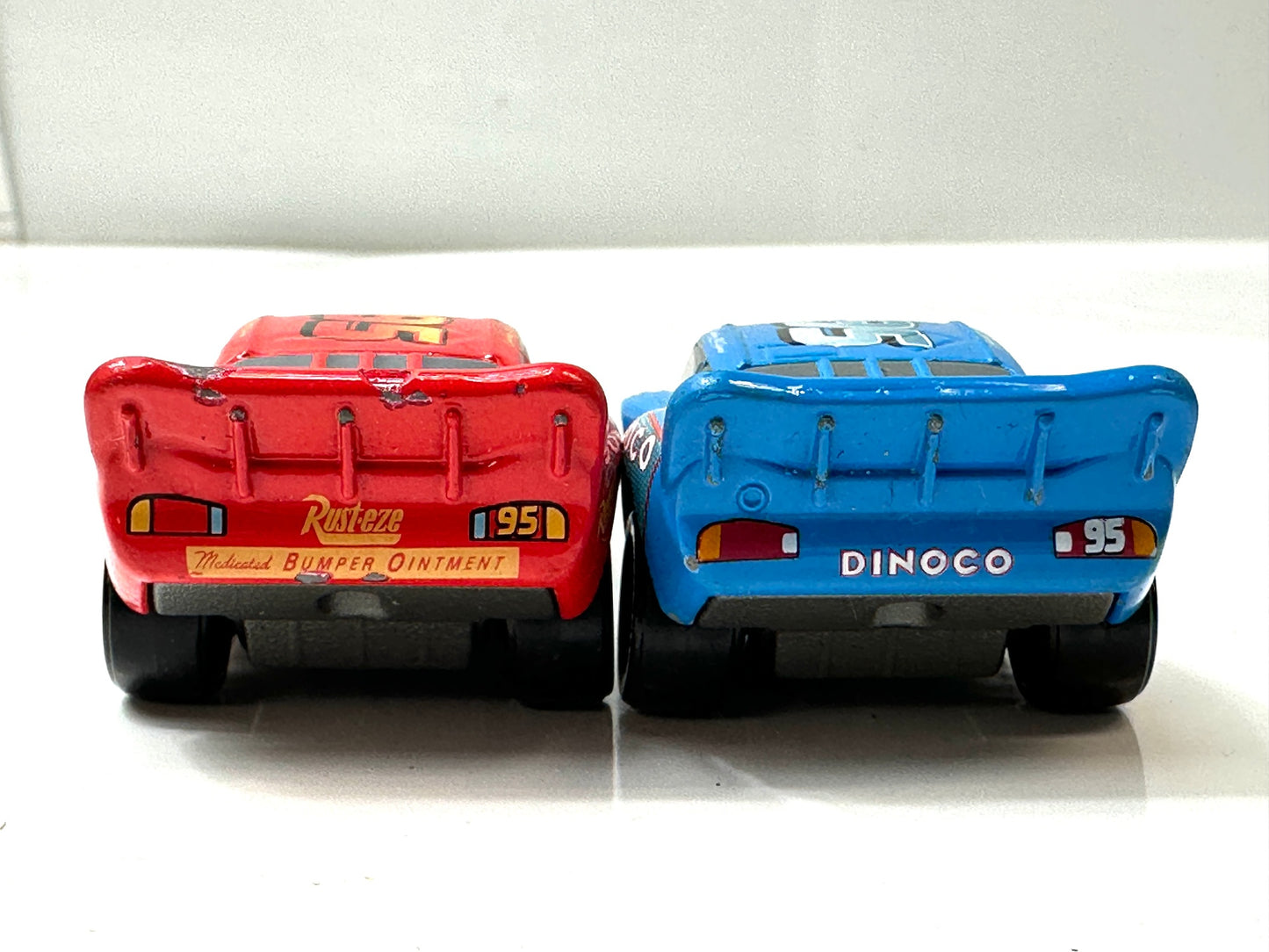 トミカ カーズ ライトニングマックイーン ラスティーズ スタンダードタイプ/ダイナコ DINOCO 2個セット ミニカー 1/12