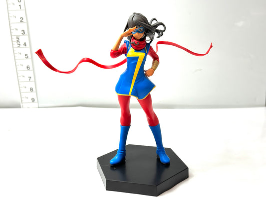 現状品 MARVEL COMICS スーパープレミアム フィギュア ミズ・マーベル MARVEL フィギュア SPM マーベル コミック セガ プライズ 1/23