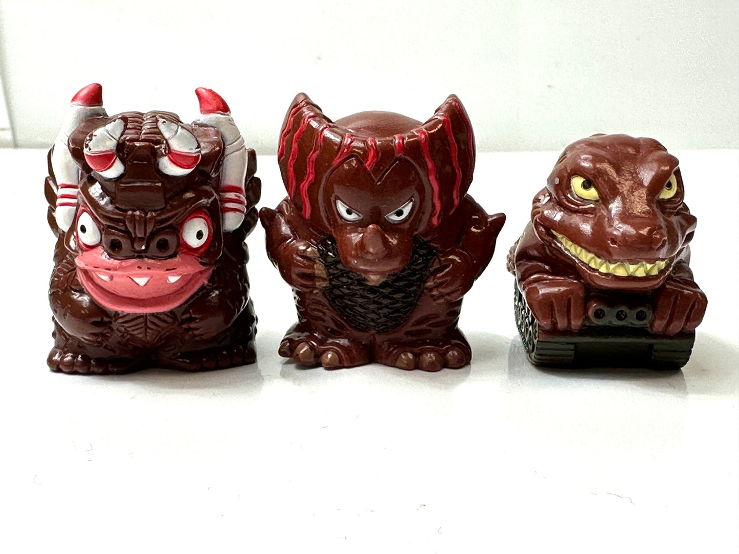 現状品 ウルトラマンシリーズ コレクターズアイテム 指人形 1 8個 まとめセット ソフビフィギュア 怪獣 メビウス ウルトラの父 セブン チャイルドバルタン カネゴン 他 1/9