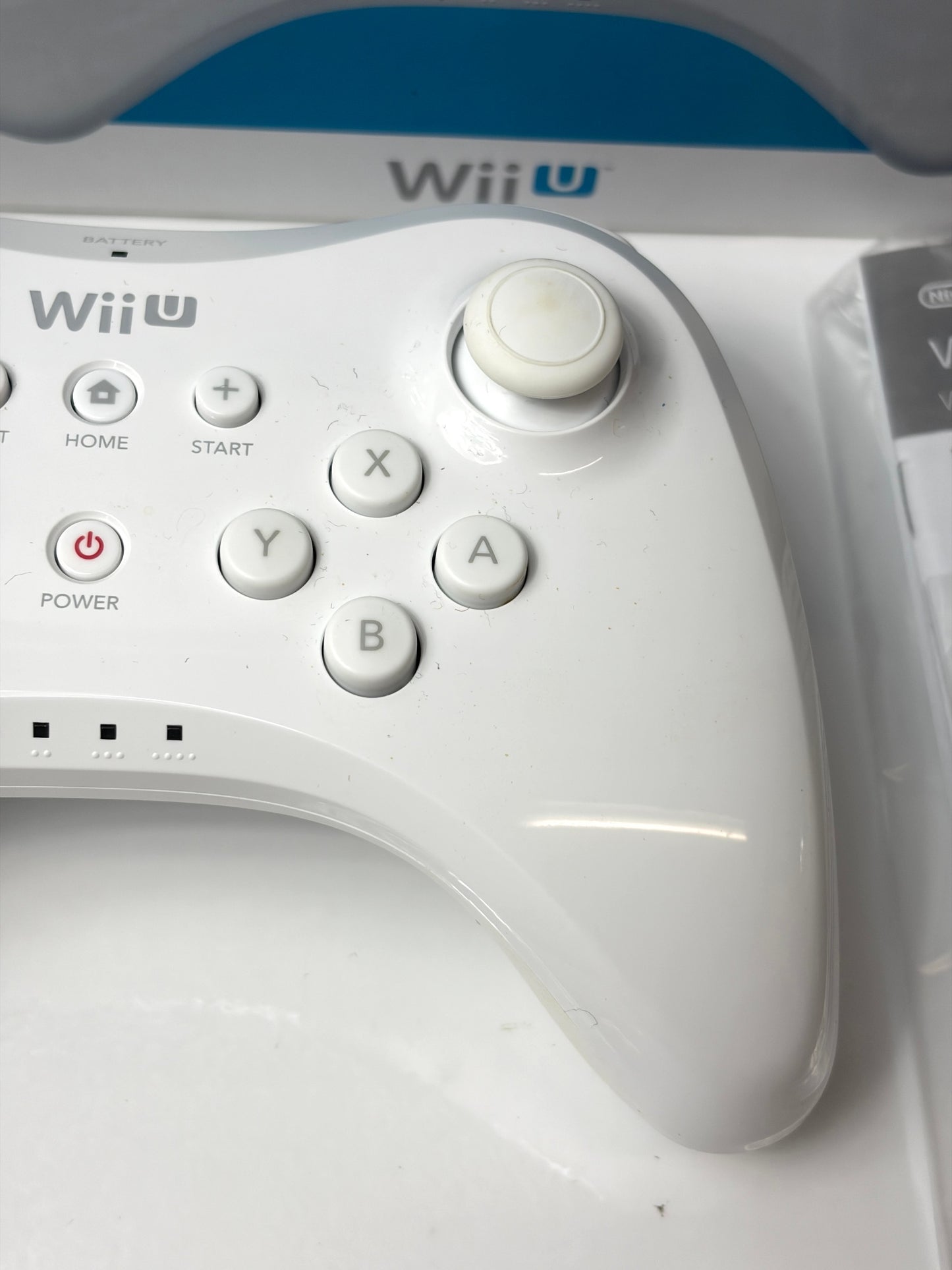 任天堂 Wii U PRO コントローラー ホワイト WUP-005 箱・取扱説明書付き 純正